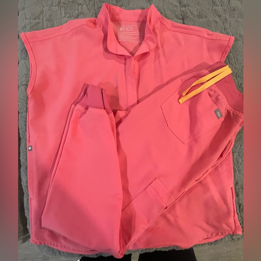Figs Jogger TWO PIECE Set - Size [XS] - $65 (Original Price $86)